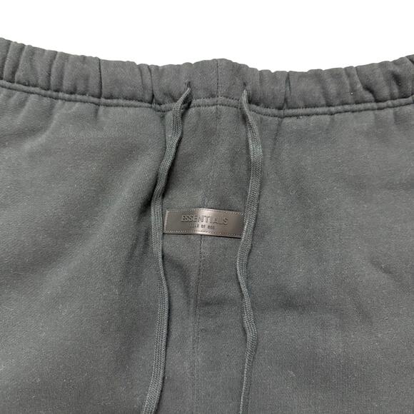 Fear of God Essentials Sweatpants 'Stretch Limo' - Picture 2 of 6